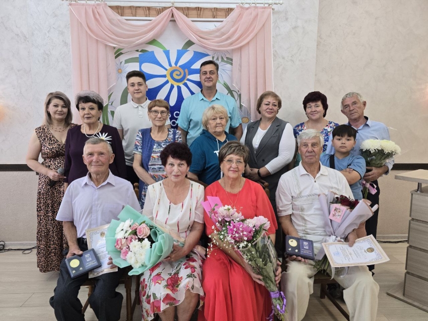 Медали «За любовь и верность» вручены жителям Петровск-Забайкальских сел